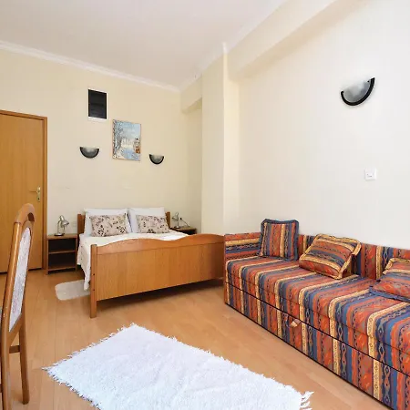 One-bedroom In